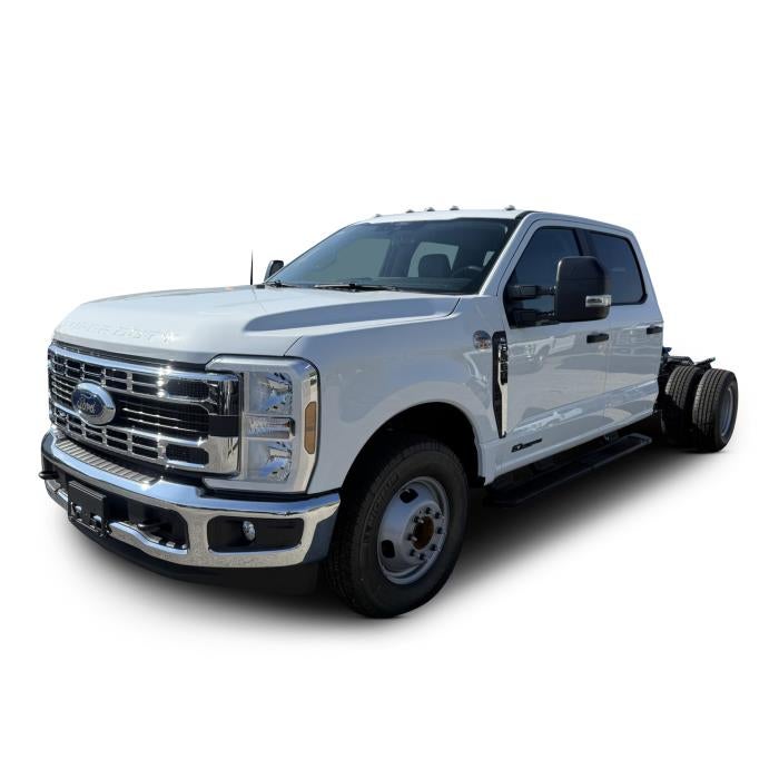 2026 Ford F-350 XL in Oxford White — front three-quarter view