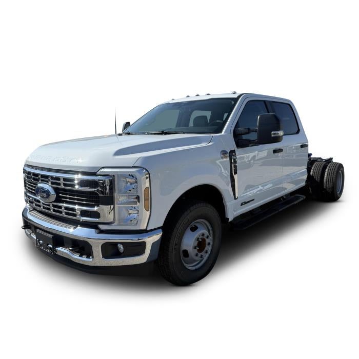 2026 Ford F-350 XL in Oxford White — front three-quarter view
