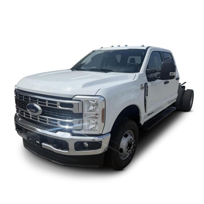 2026 Ford F-350 XL in Oxford White — front three-quarter view