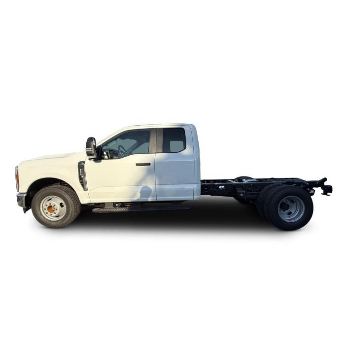 2026 Ford F-350 XL in Oxford White — front three-quarter view