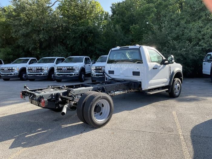 2026 Ford F-550 — detail view