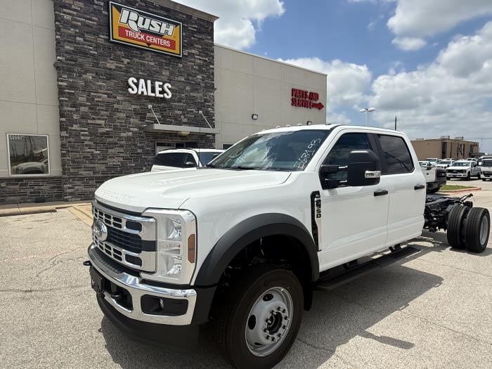 2026 Ford F-550 — side profile view